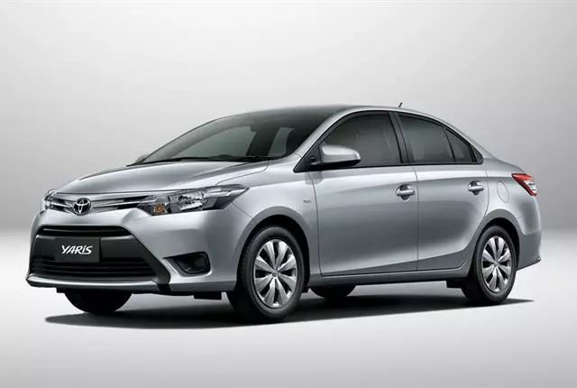 yaris sandoghdar