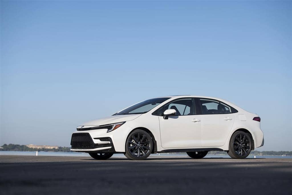 toyota-corolla-2024-8-1024